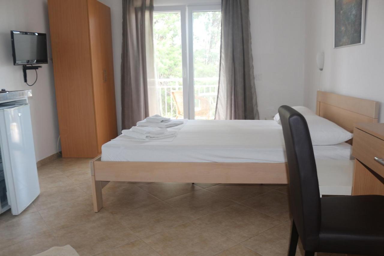 Apartment'S Meti Ulcinj Exterior foto